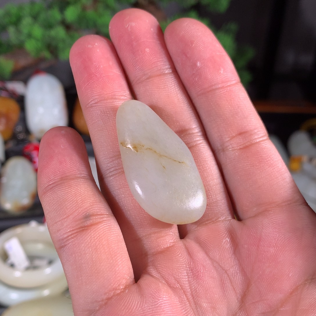 和田玉未镶嵌挂件