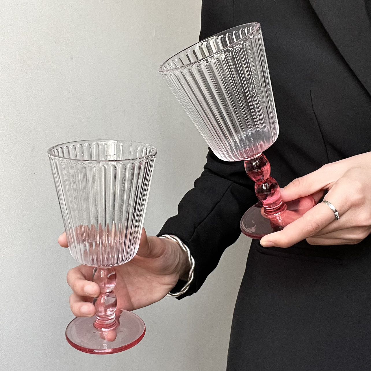 【两只装】竖纹简约法式高脚杯水杯冷饮杯香槟饮料杯家用红酒杯