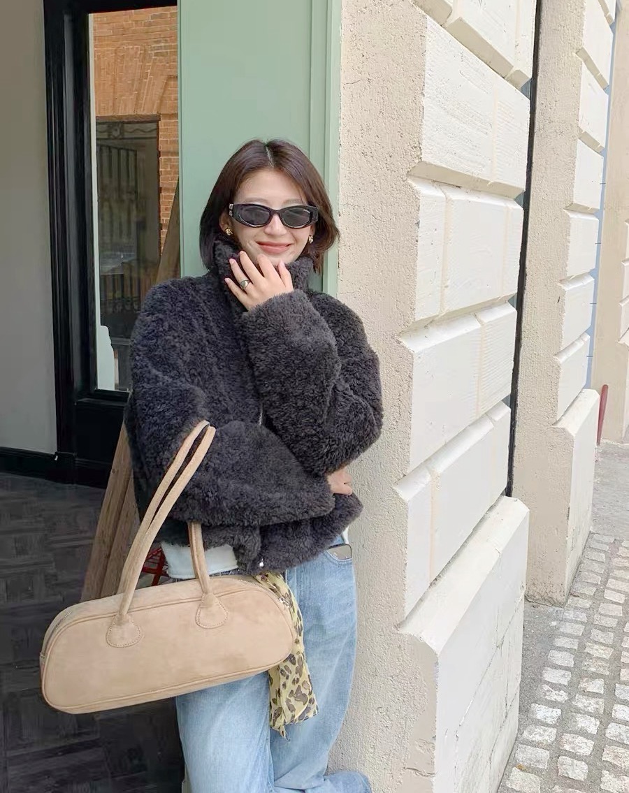 两色欧韩毛毛外套 温婉少女”软糯显瘦品质小香风外套女时尚加厚