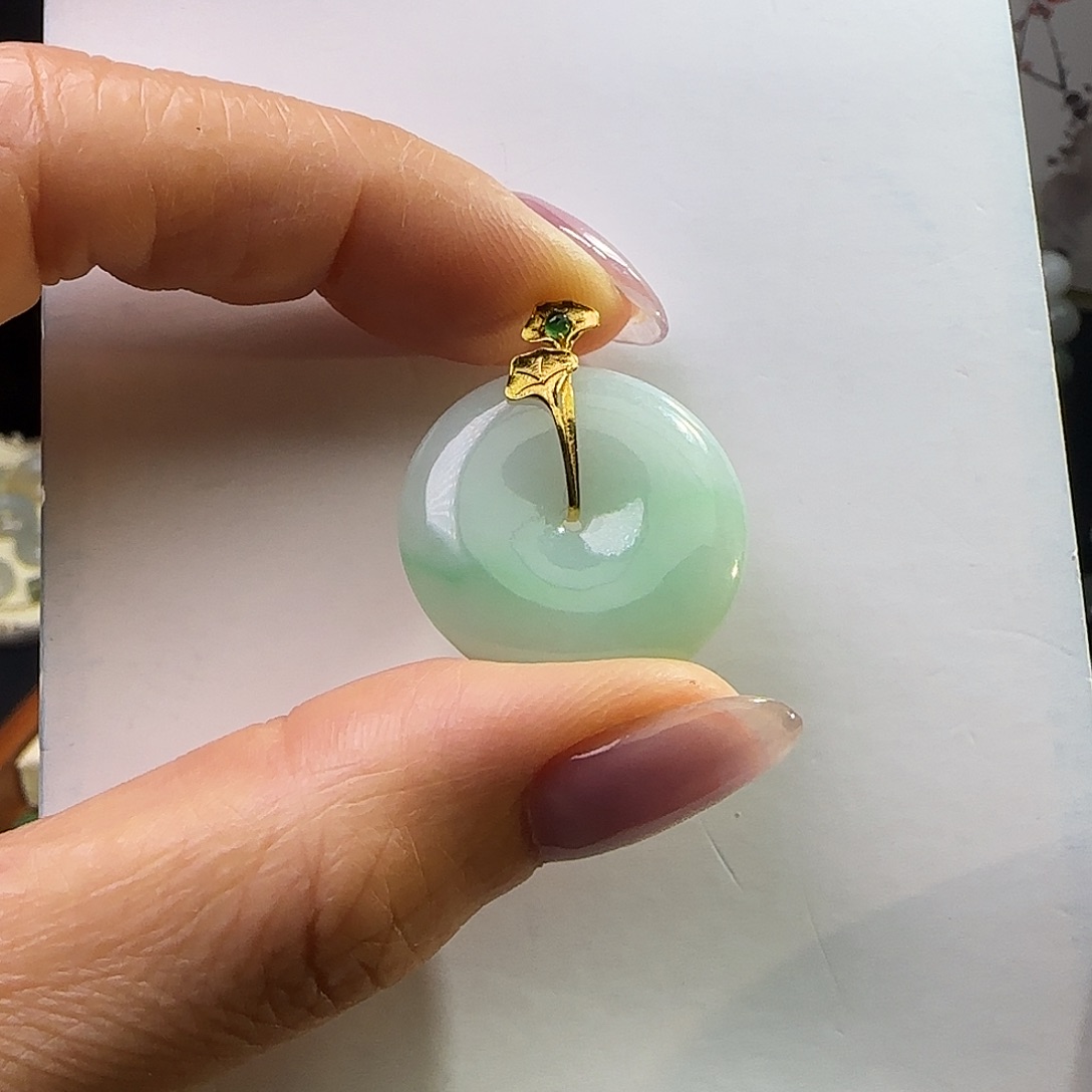 翡翠18K金镶嵌颈饰天然缅料A货 平安扣