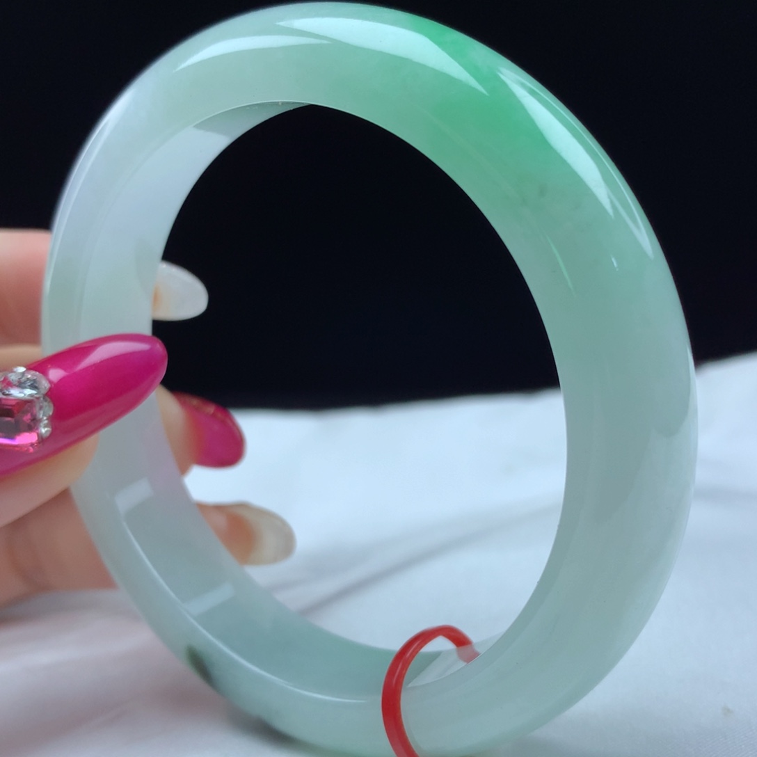 未镶嵌手镯翡翠97026，