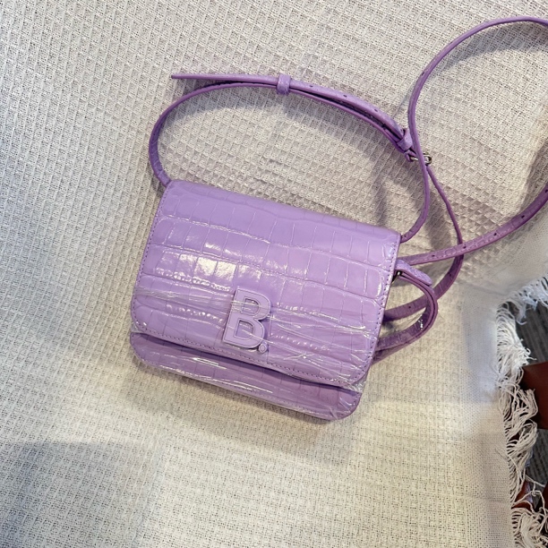 95新 Balenciaga/巴黎世家 巴黎世家香芋紫色豆腐包斜挎包