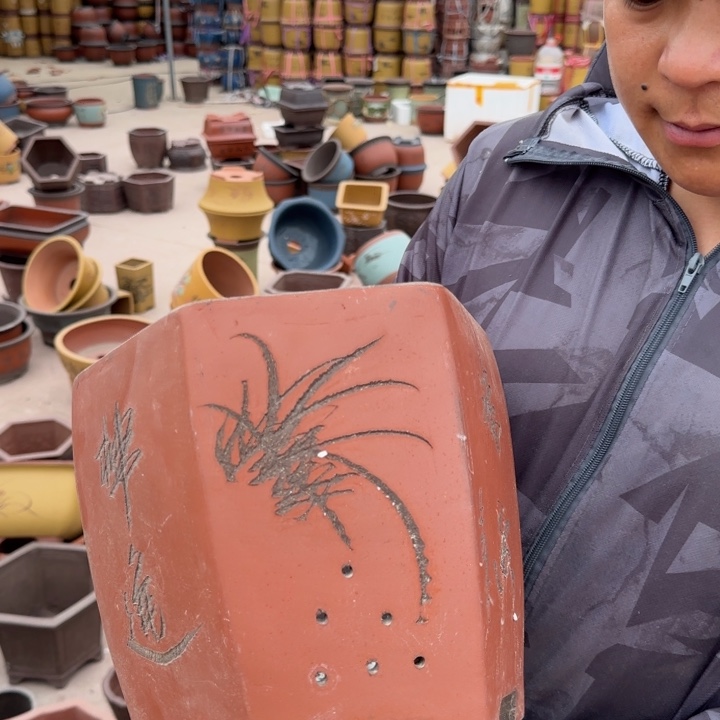 紫砂花盆瑕疵和瑕疵