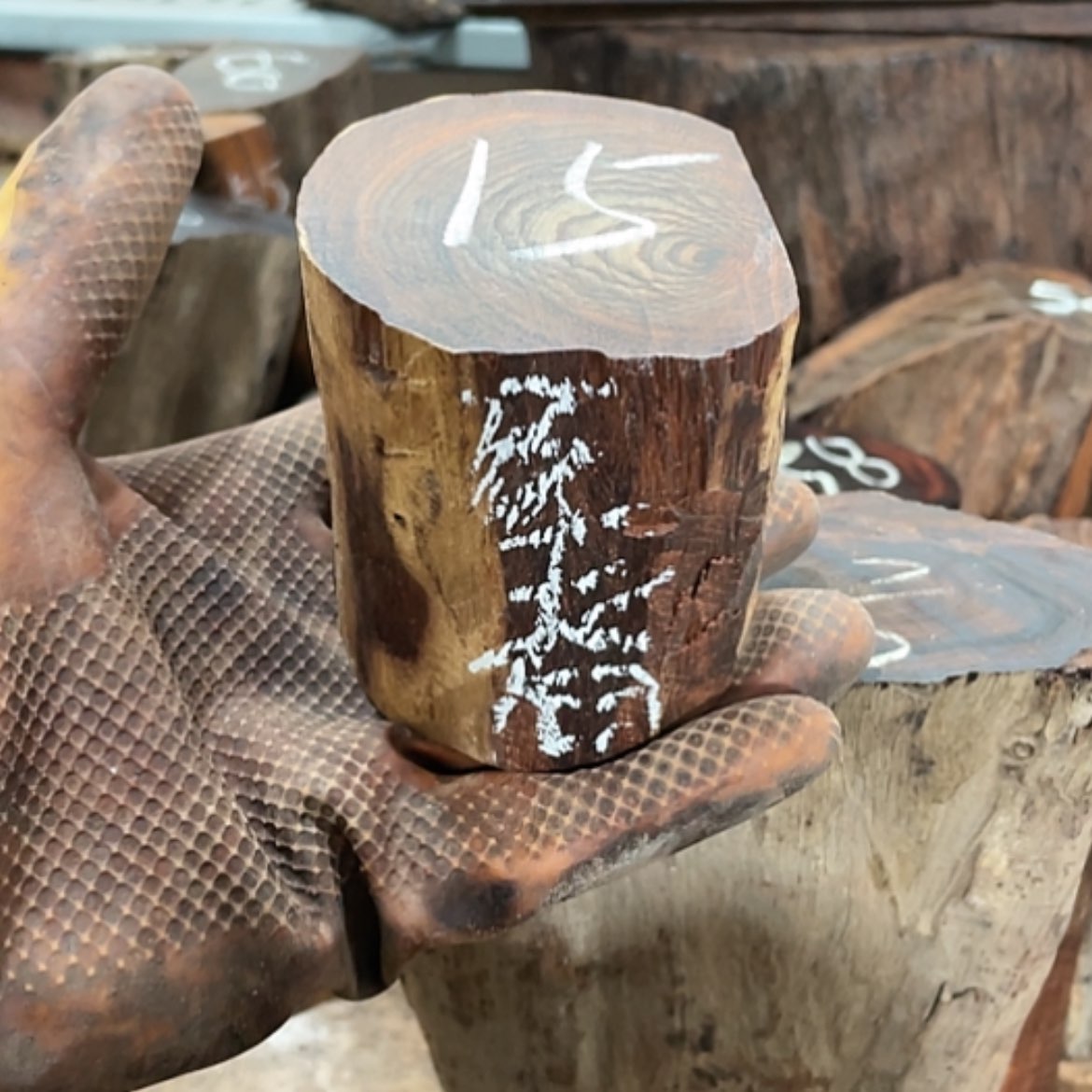 【闪购商品】交趾黄檀（大红酸枝）