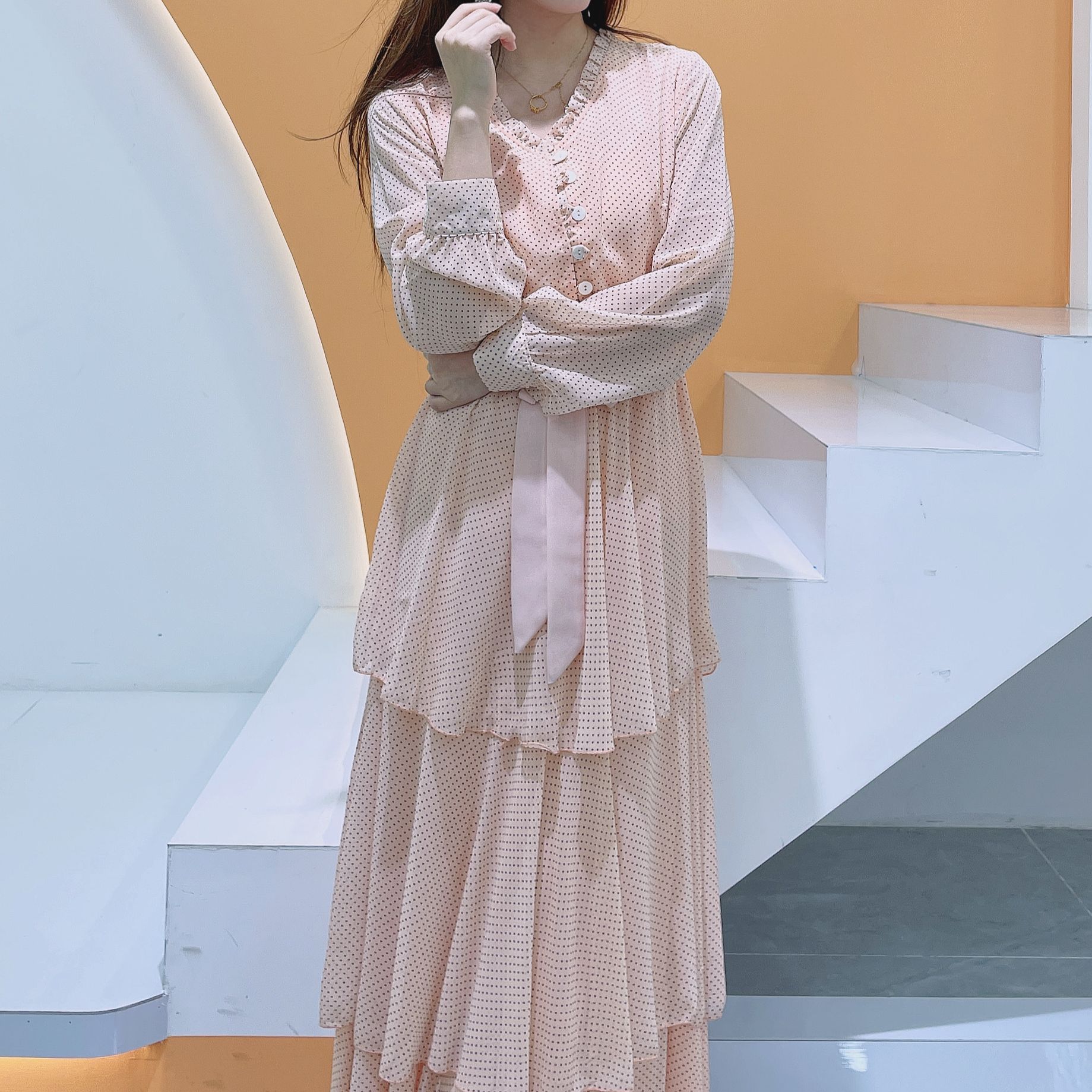 ［依易原创］复古波点气质绑带轻奢显瘦连衣裙B0710