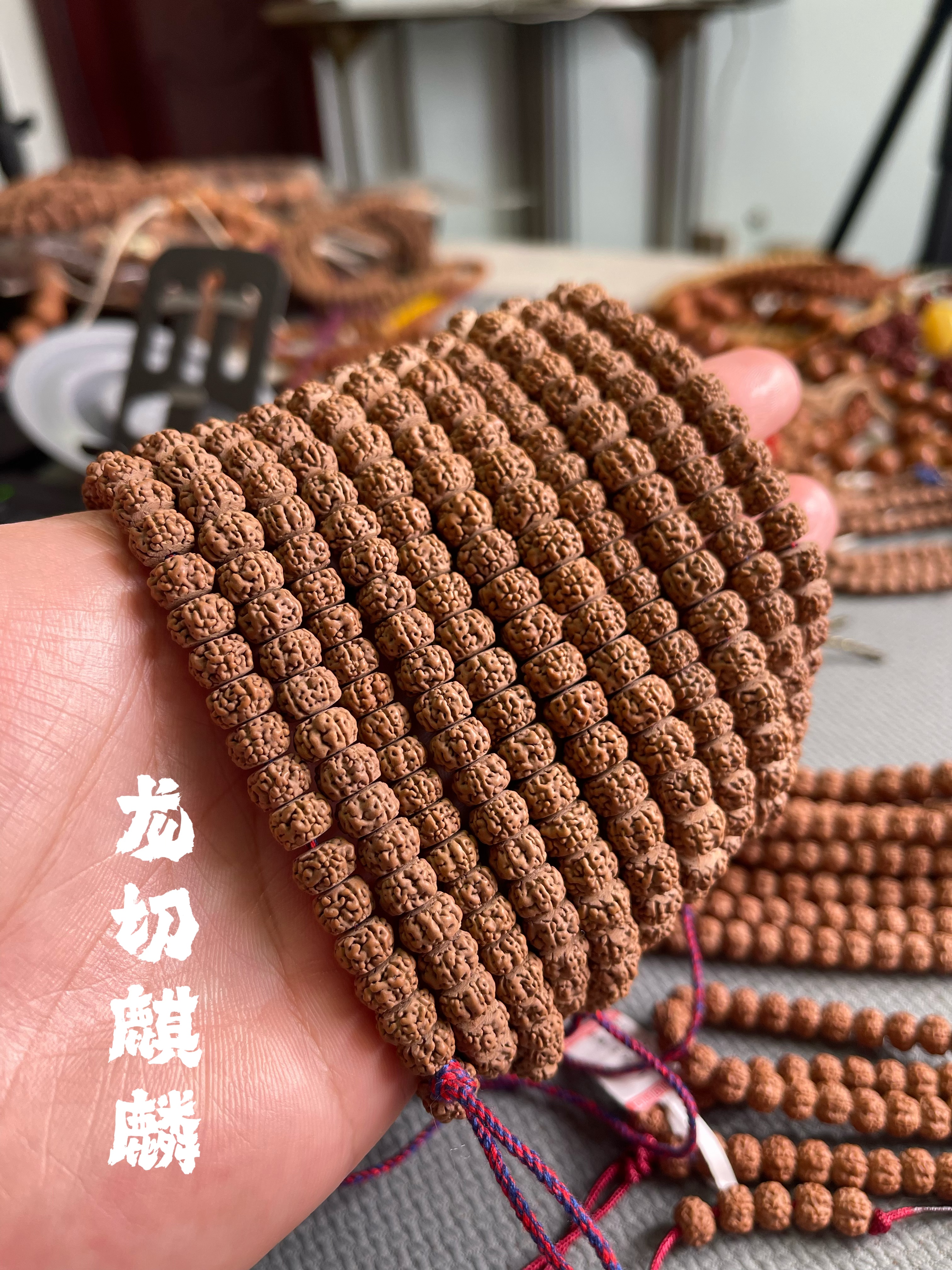 盘龙小金刚新店钜惠龙切下水精挑沉水无黄颜色统一尺寸8-9