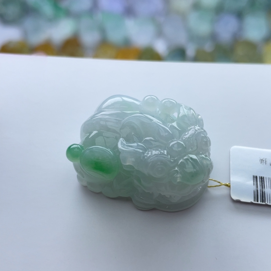 翡翠颈饰未镶嵌貔貅