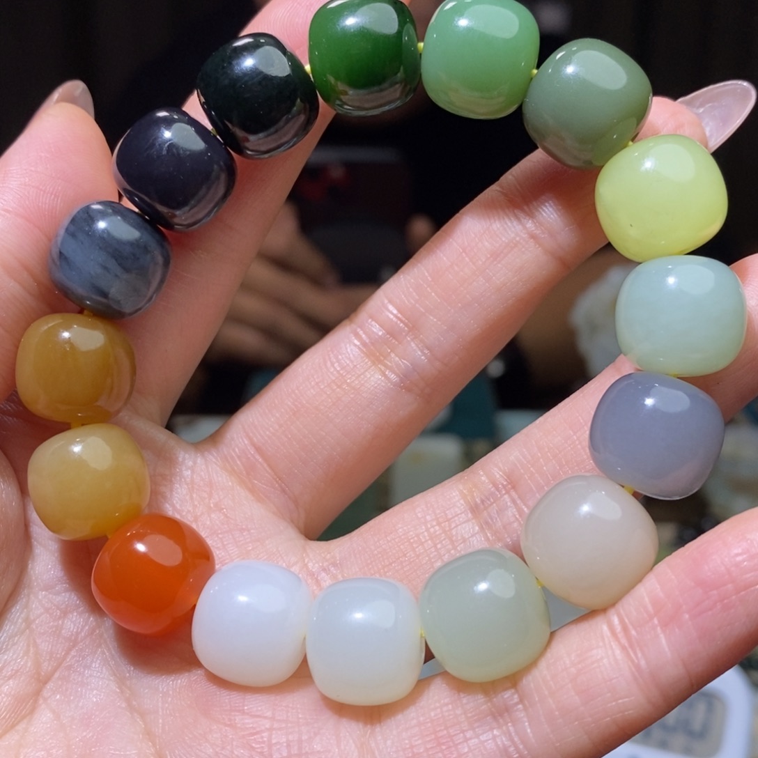 和田玉手链未镶嵌