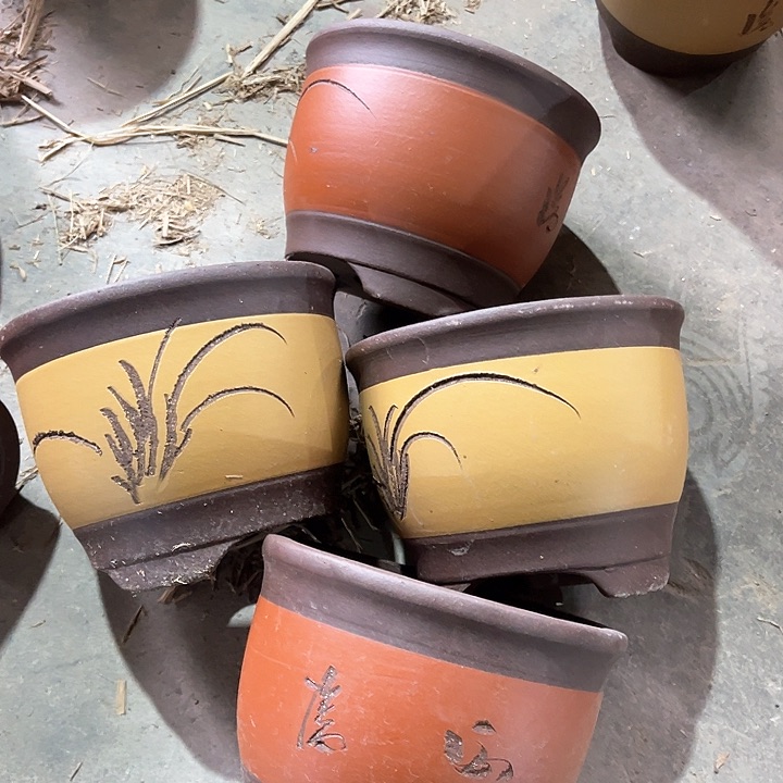 紫砂花盆50-4。   15-12