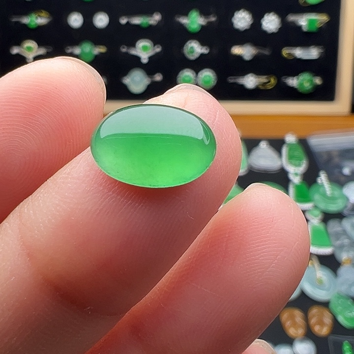 翡翠未镶嵌颈饰蛋11.4