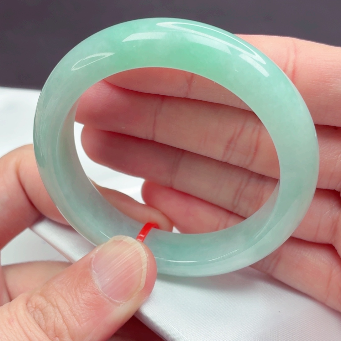 翡翠未镶嵌手镯54圈