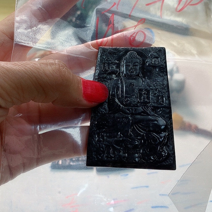 翡翠颈饰未镶嵌安****》成品