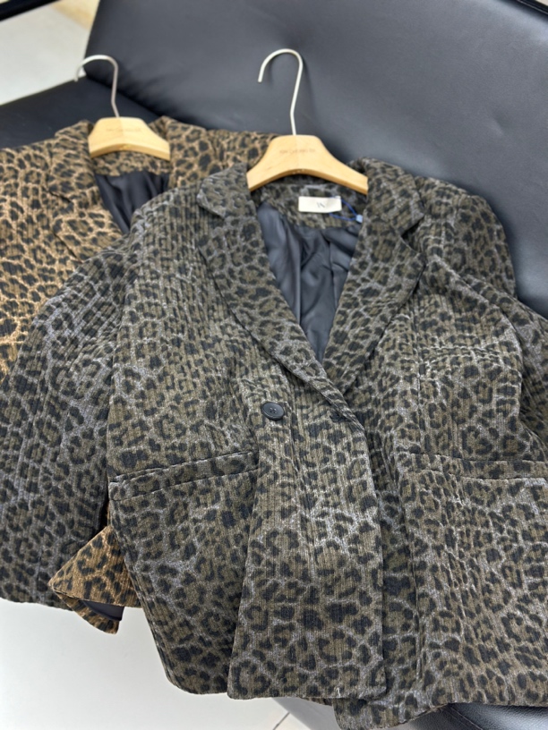 9951新宠儿复古豹纹宽松慵懒百搭气质洋气西装外套
