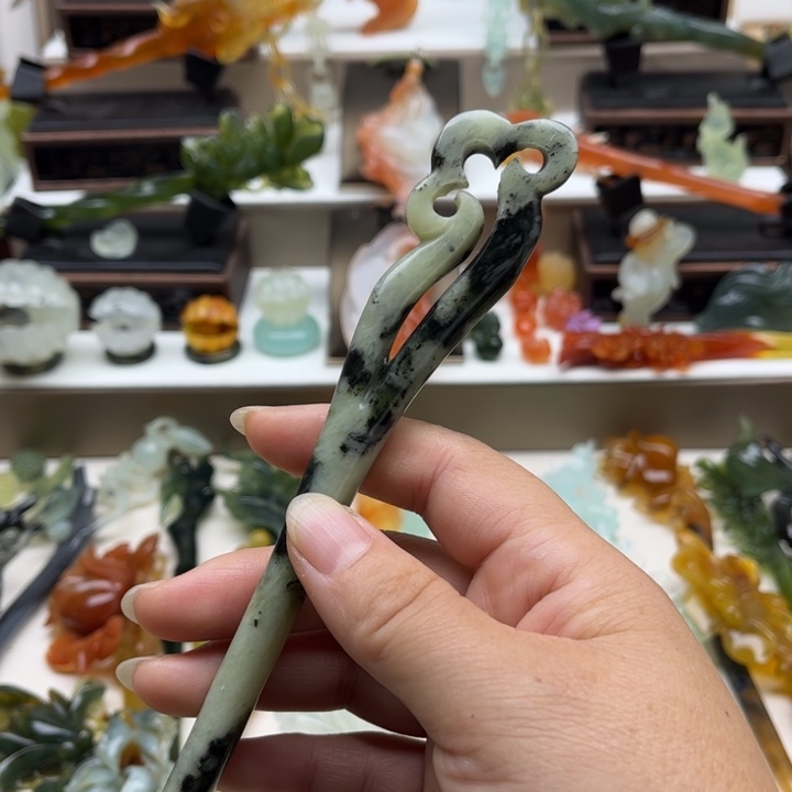 蛇纹石玉未镶嵌岫玉发簪