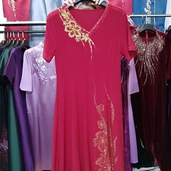 酒红色v领品牌重工长款连衣裙3xl120-135斤