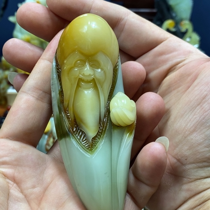 未镶嵌蛇纹石玉珠宝奇石弓*锐