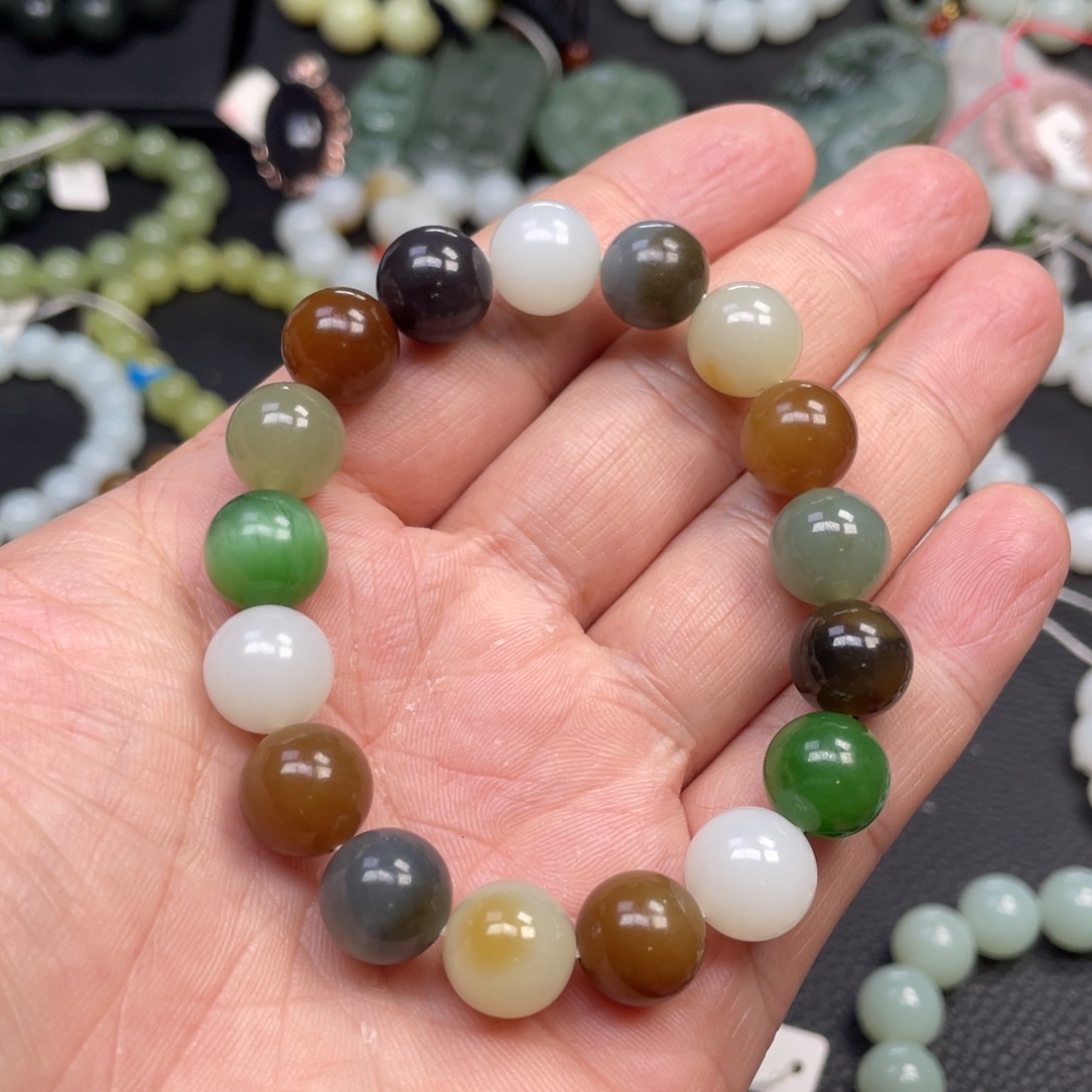 和田玉未镶嵌手链