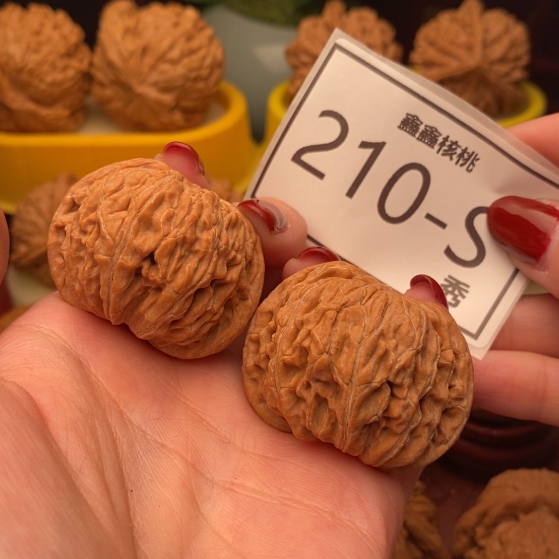 文玩核桃把件正磨40
