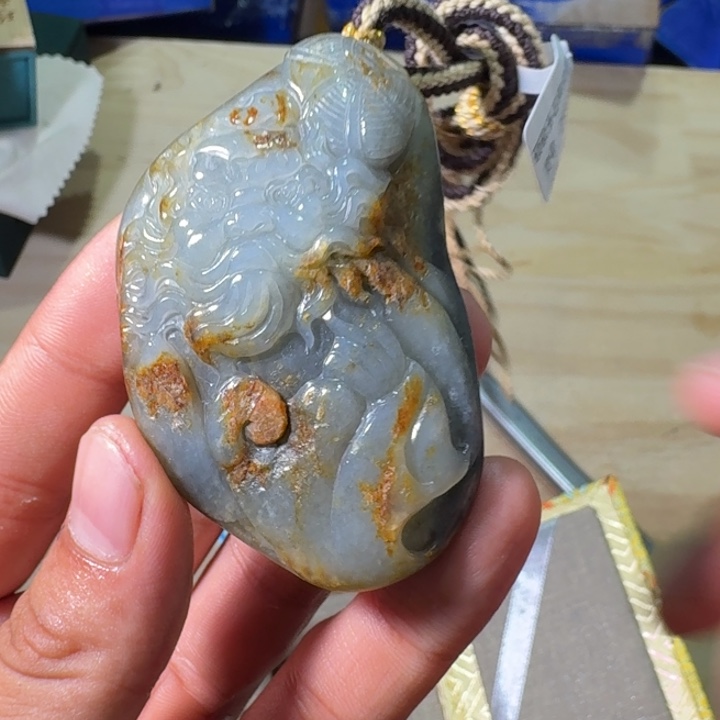 未镶嵌和田玉（糖玉）挂件