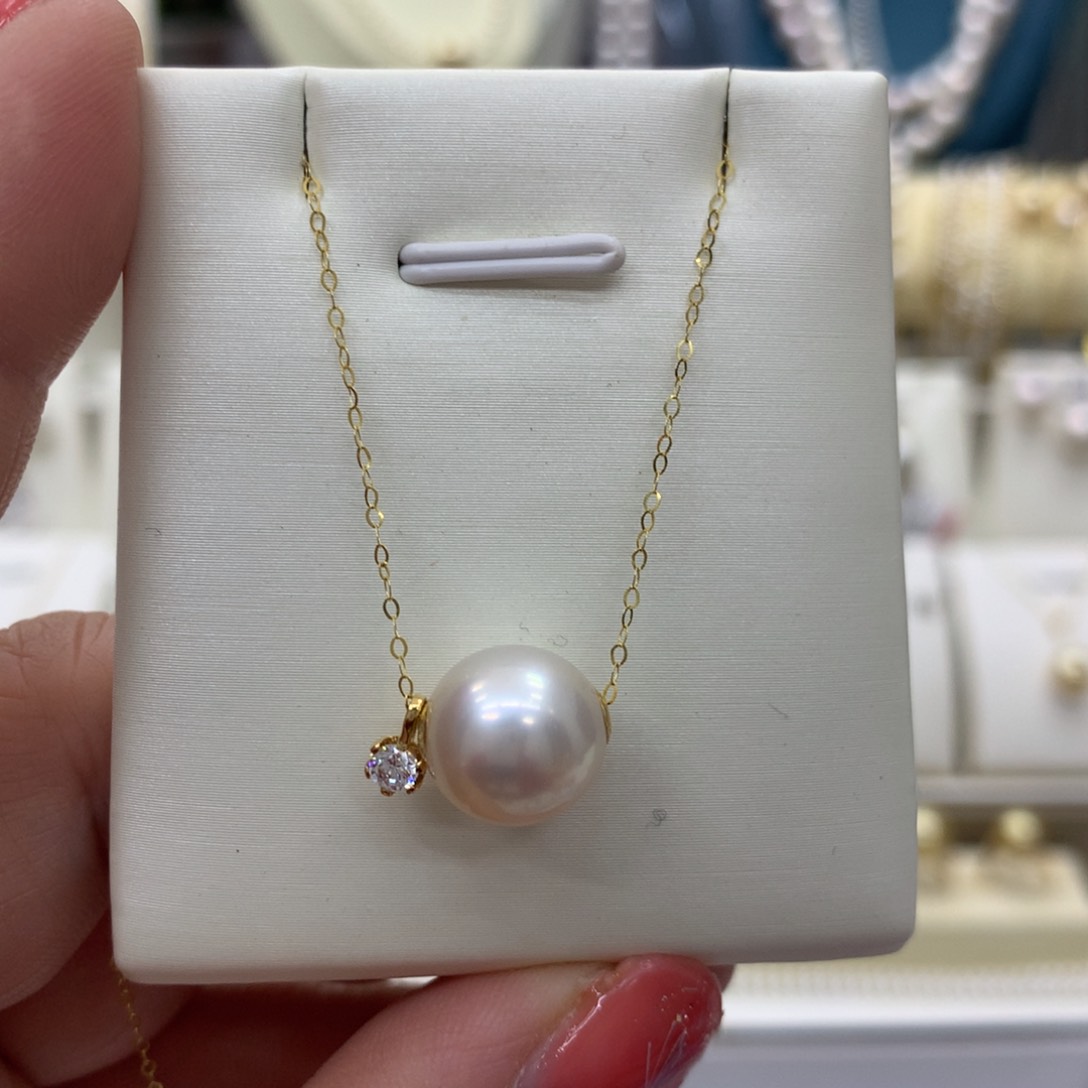 海水珍珠颈饰18K金镶嵌澳白