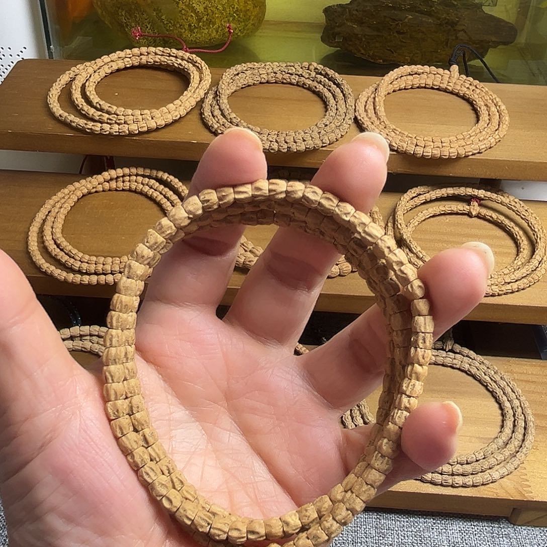 手串柏香籽/百香籽热振粉油皮方块顺鬼