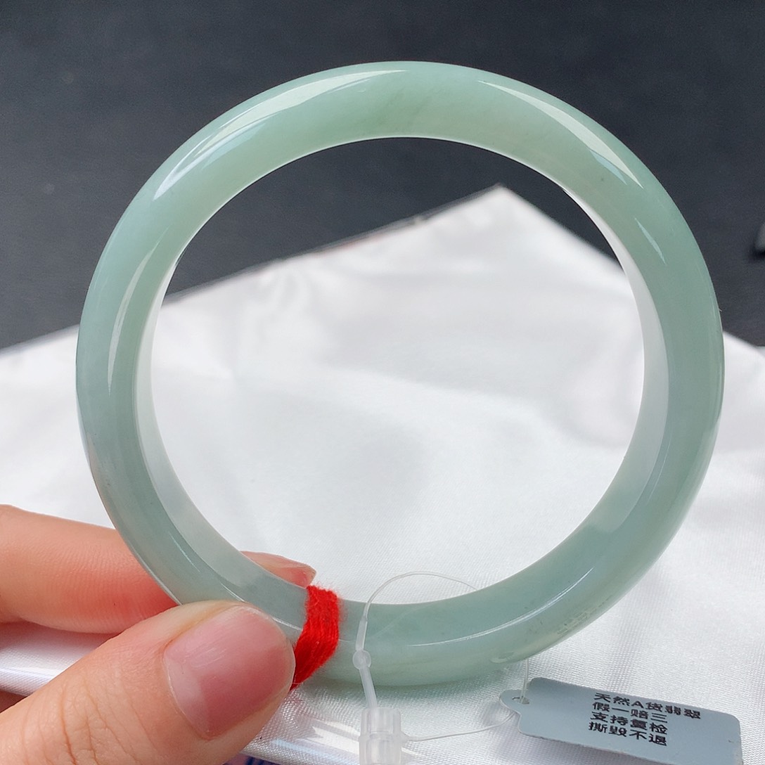 翡翠手镯未镶嵌131正59.7