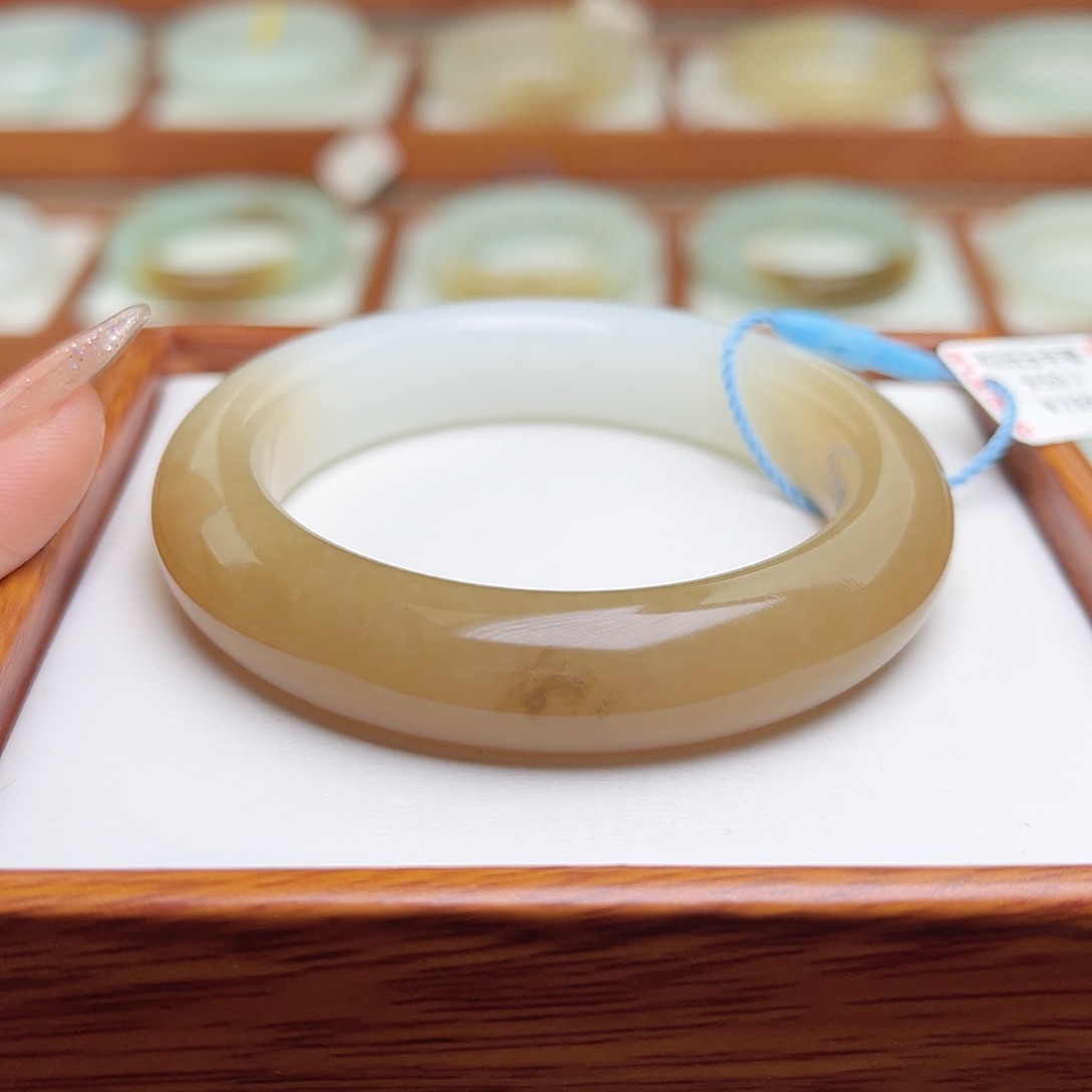 和田玉手镯未镶嵌50.7