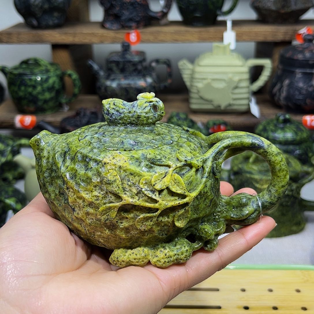 S****g藏玉药王石精品壶