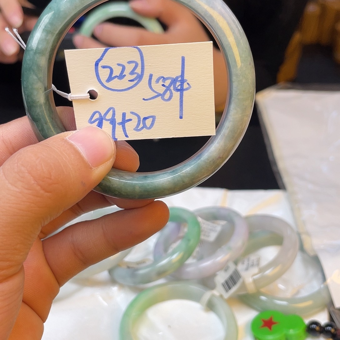 未镶嵌手镯翡翠223
