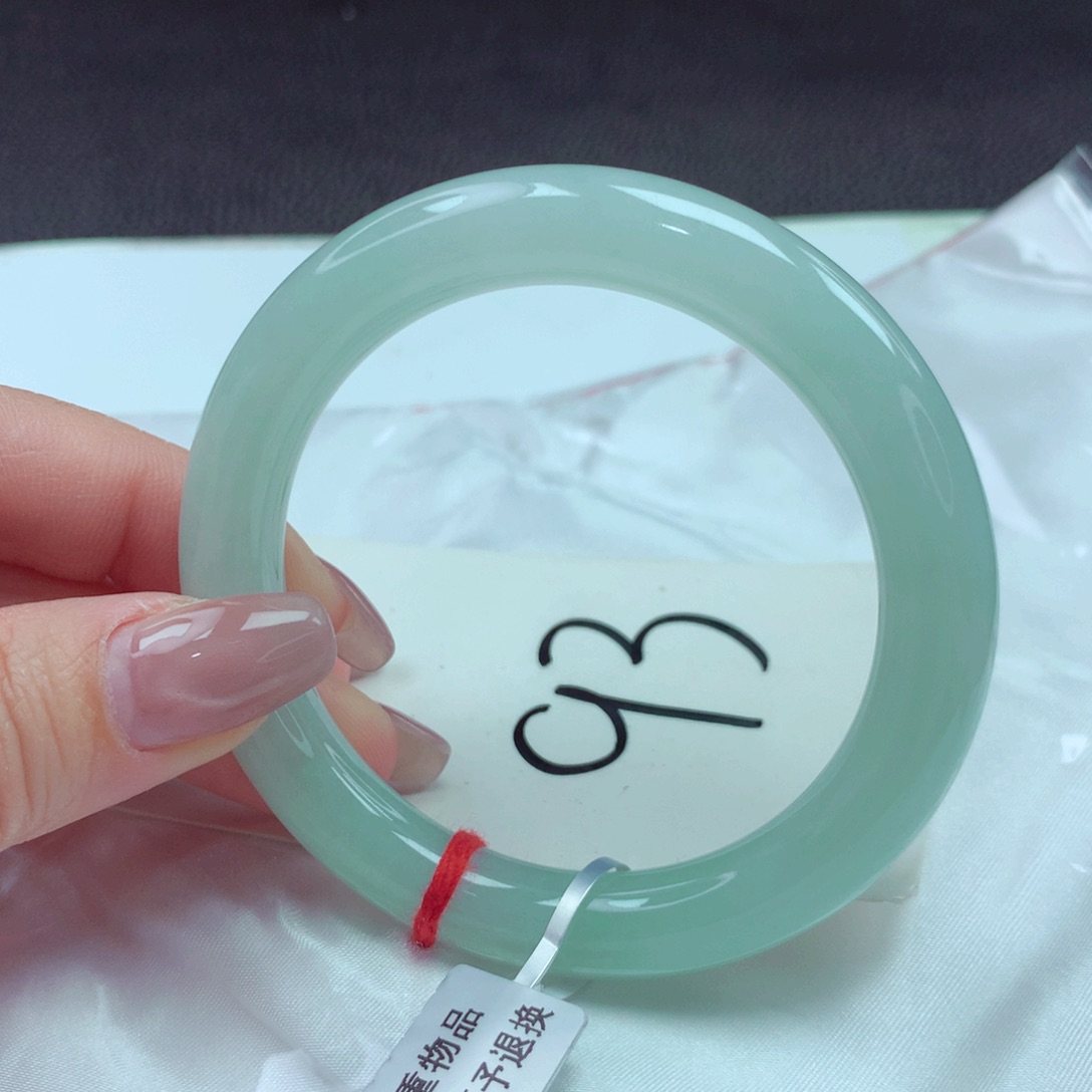 翡翠手镯未镶嵌手镯55