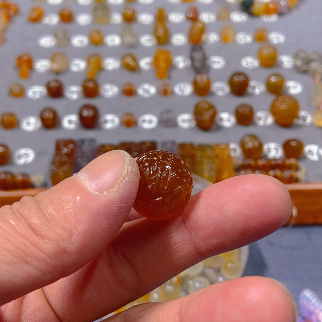 4***光合金颈饰玛瑙/玉髓珠