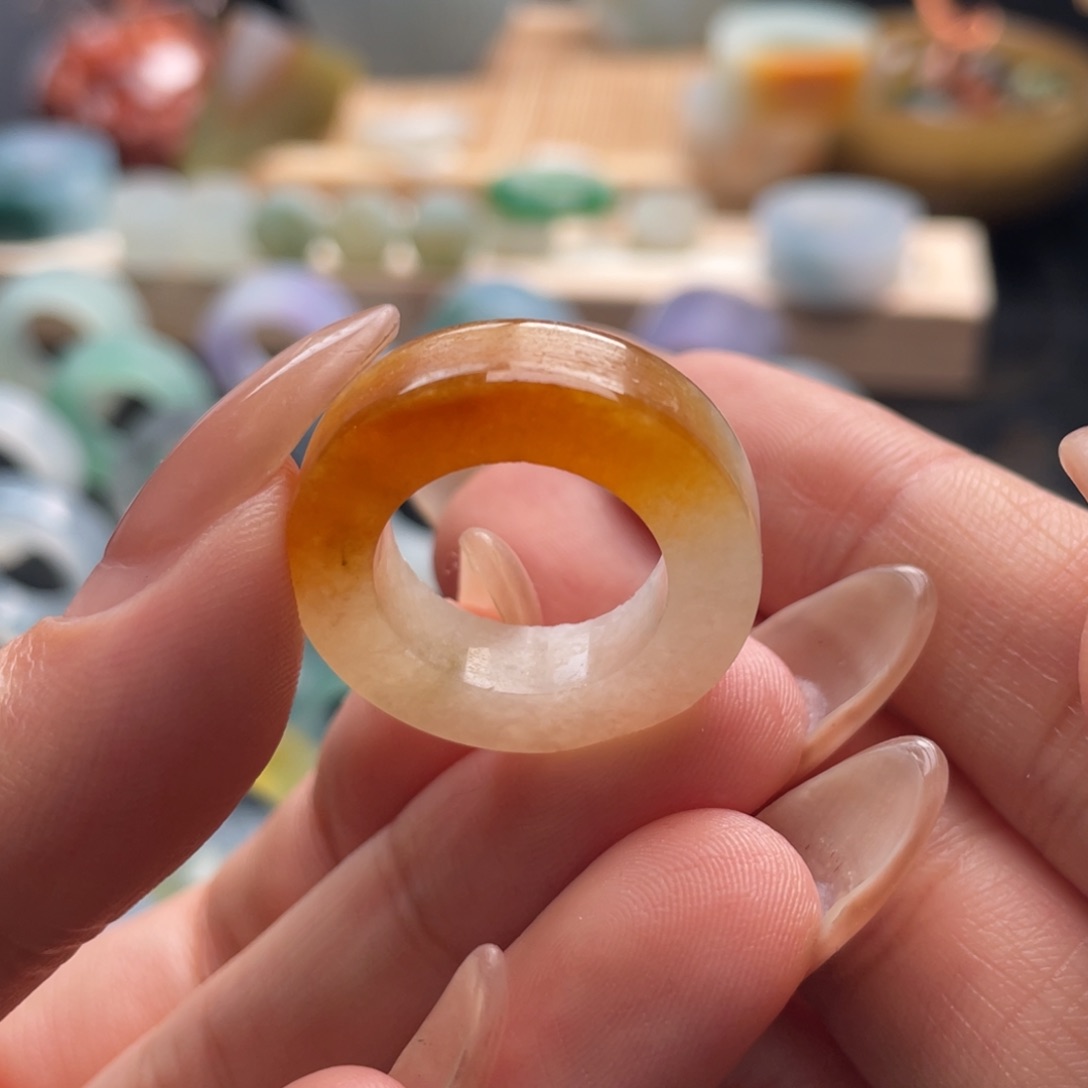 定制翡翠未镶嵌静***子戒指