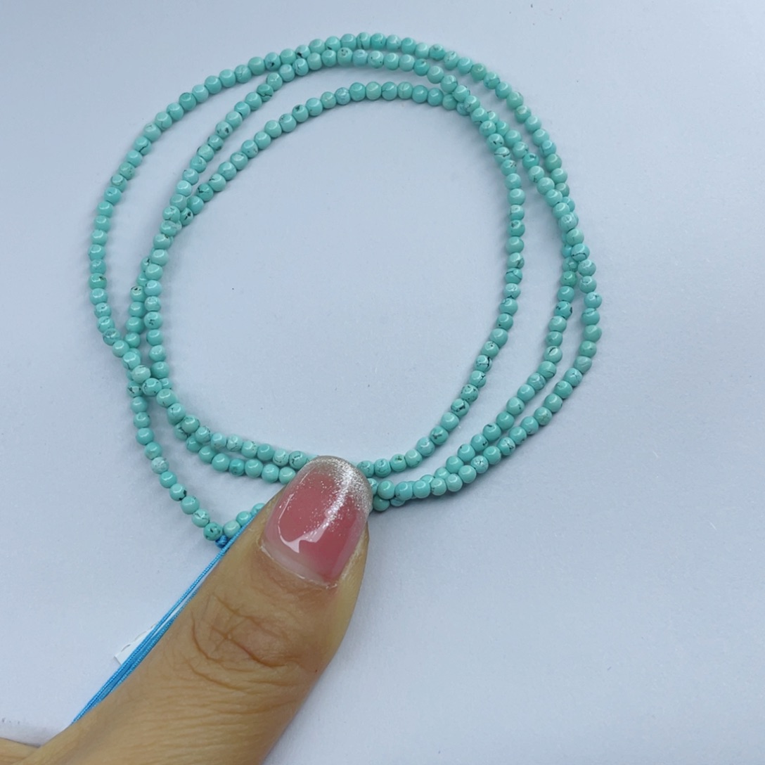 绿松石颈饰未镶嵌