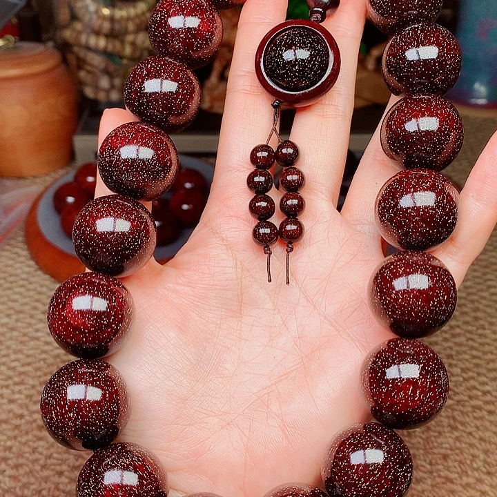 檀香紫檀（小叶紫檀）25手持