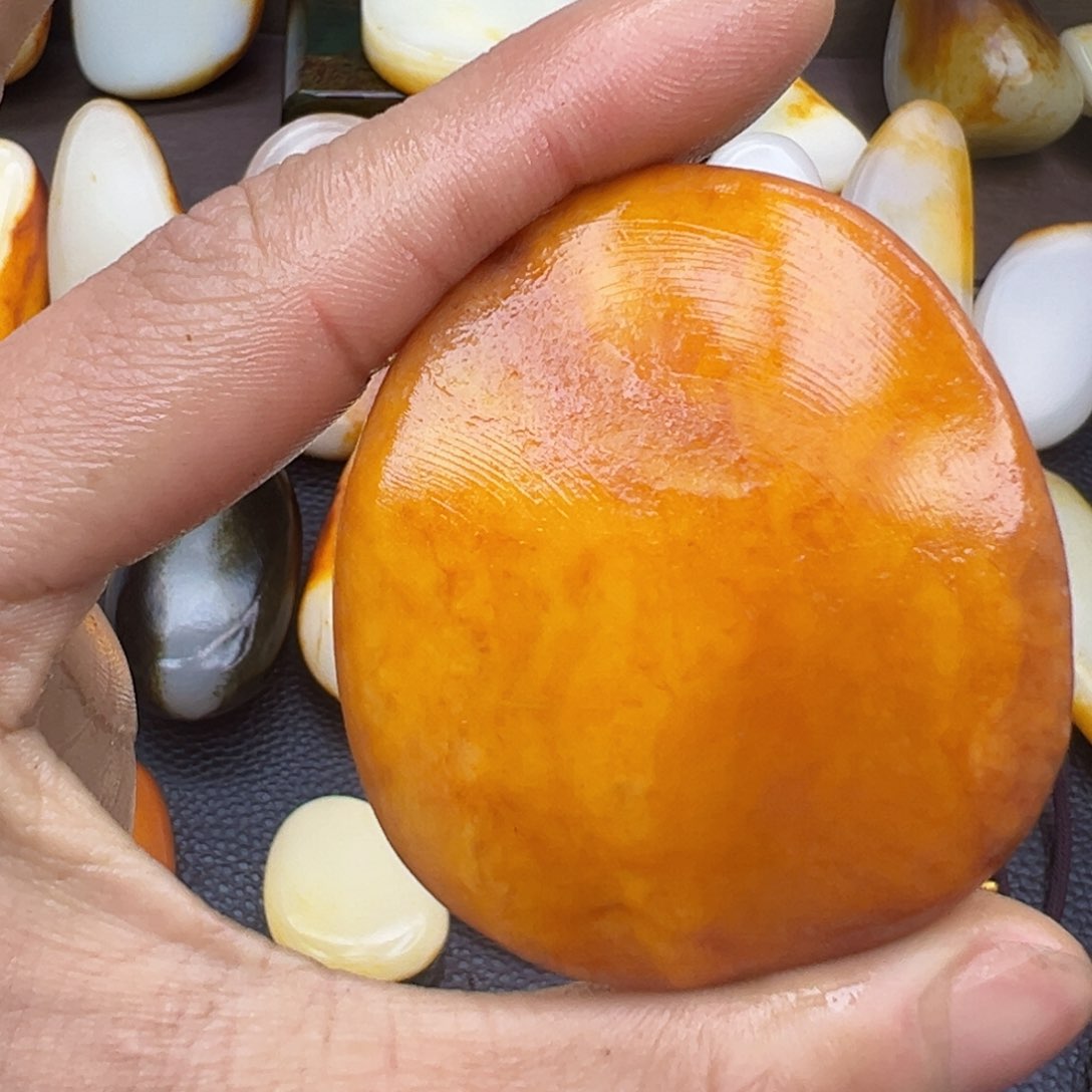 和田玉挂件未镶嵌