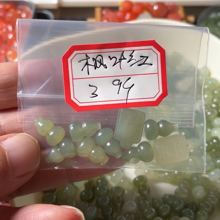 颈饰未镶嵌和田玉?****绳