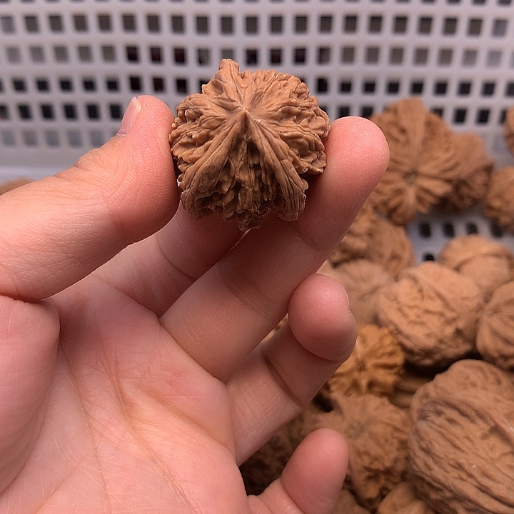 ****饭文玩核桃吊坠文玩核桃
