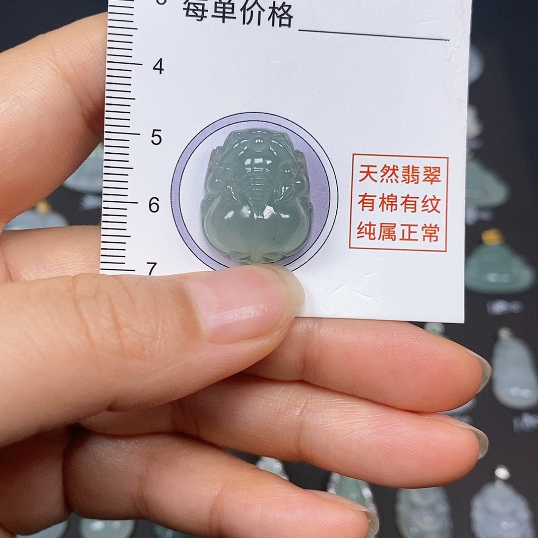 翡翠未镶嵌颈饰缅a翡翠