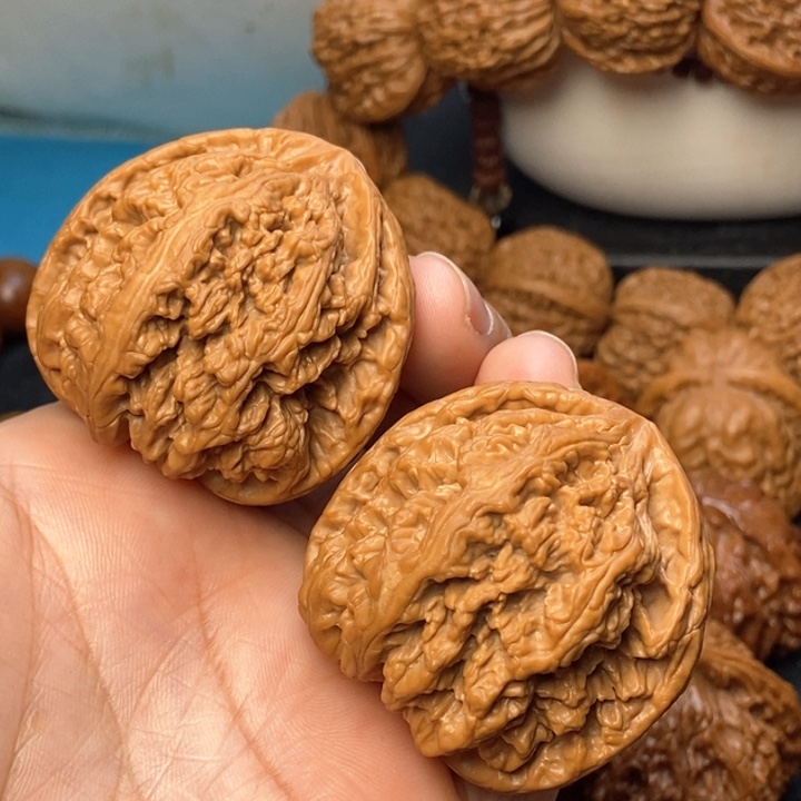 文玩核桃把件粗筋