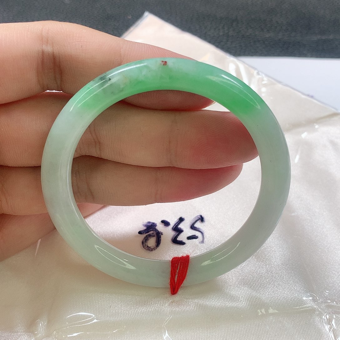 未镶嵌手镯（圆镯）翡翠354号