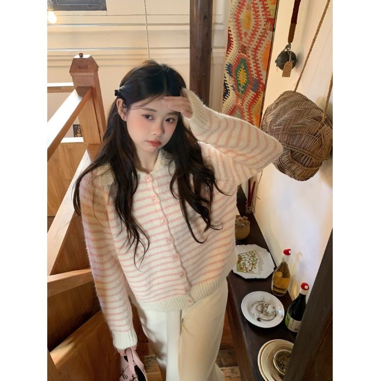 流行可爱风个性设计感条纹翻领针织毛衣外套女春秋季宽松小众开衫