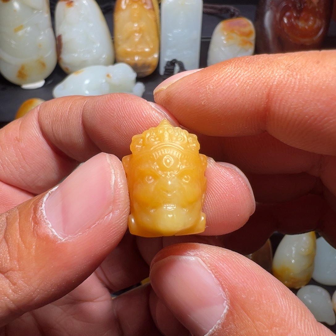 和田玉挂件未镶嵌