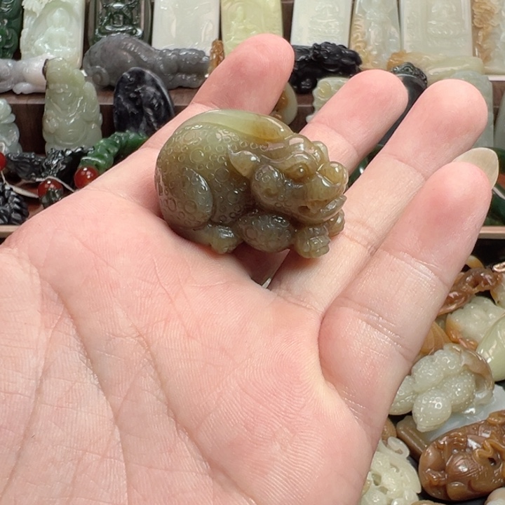 未镶嵌和田玉挂件