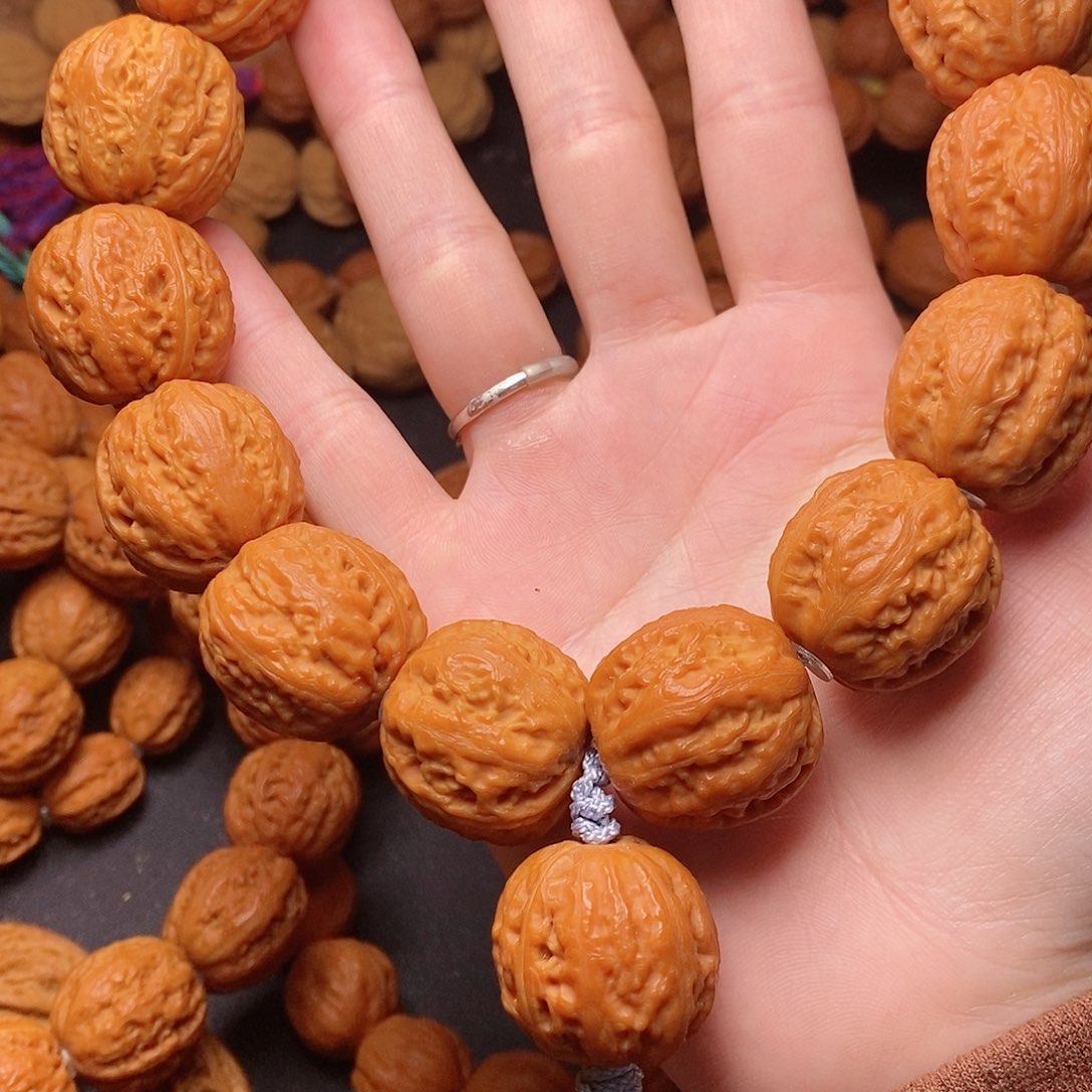 【闪购商品】文玩核桃吊坠?**?虎头粗筋25