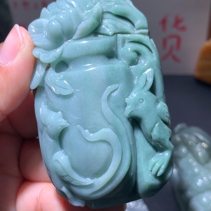 翡翠未镶嵌颈饰保真天然A货翡翠