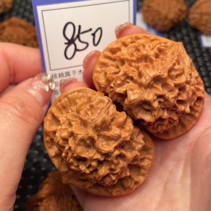 文玩核桃把件52官帽850