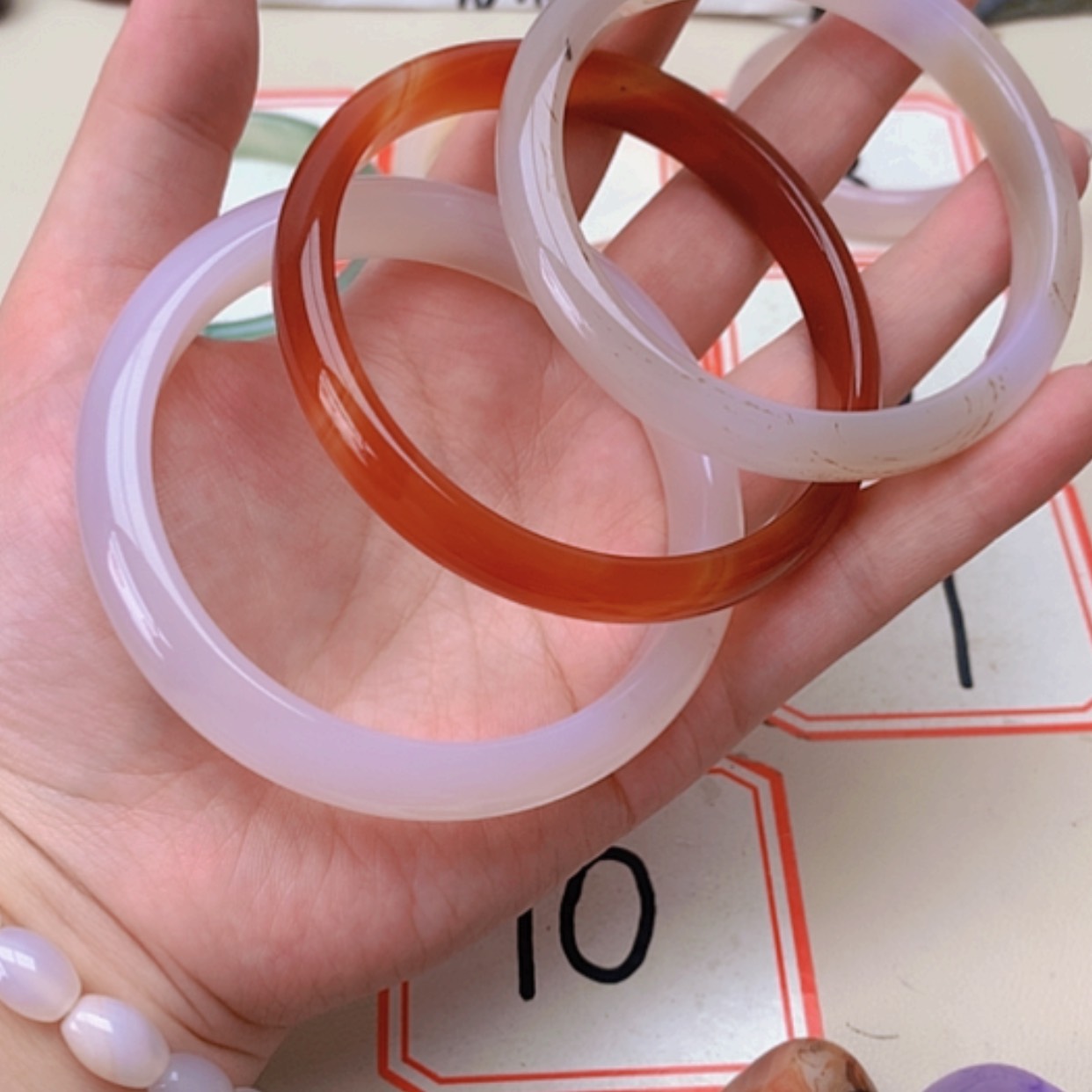 【闪购商品】玛瑙/玉髓未镶嵌珠宝半成品水***?