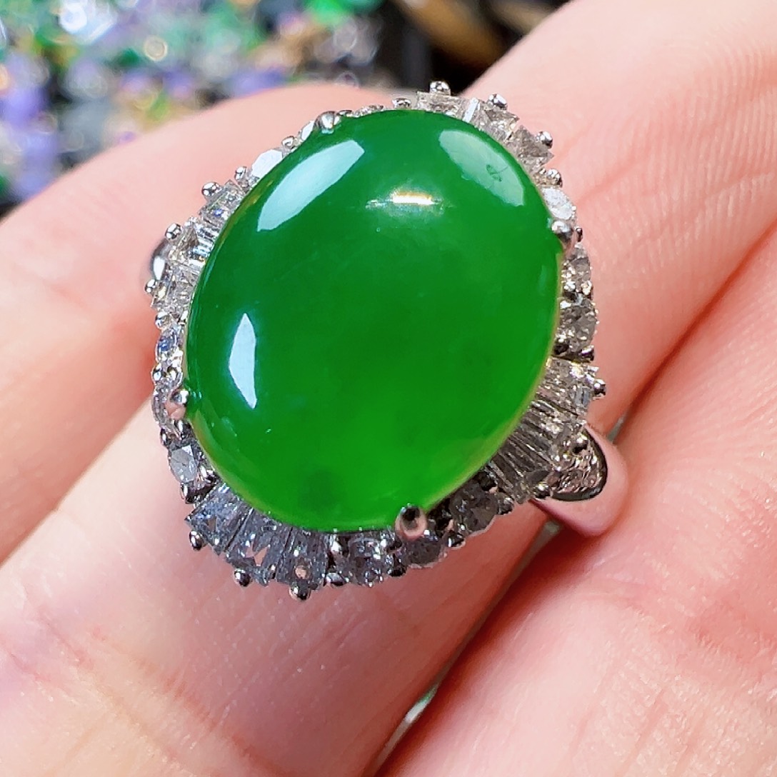 翡翠戒指18K金镶嵌签收后24小时鉴赏期