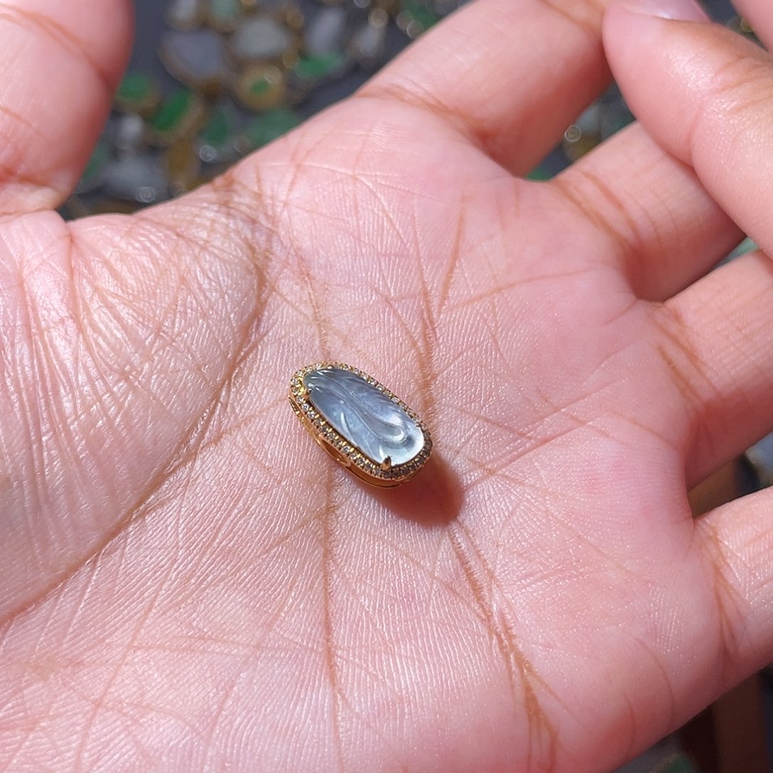 吊坠(不含链)18K金镶嵌翡翠