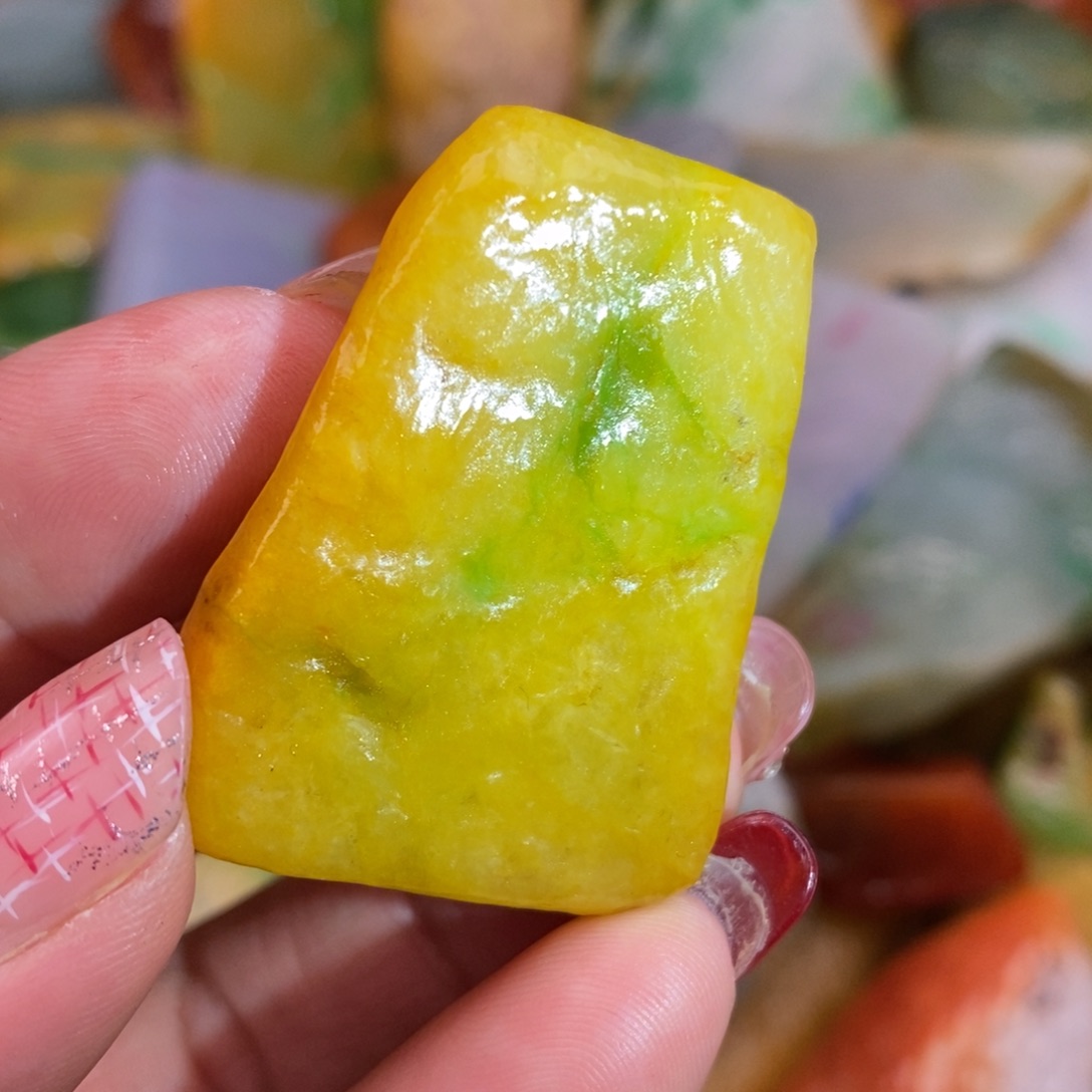 翡翠颈饰未镶嵌缅甸翡翠